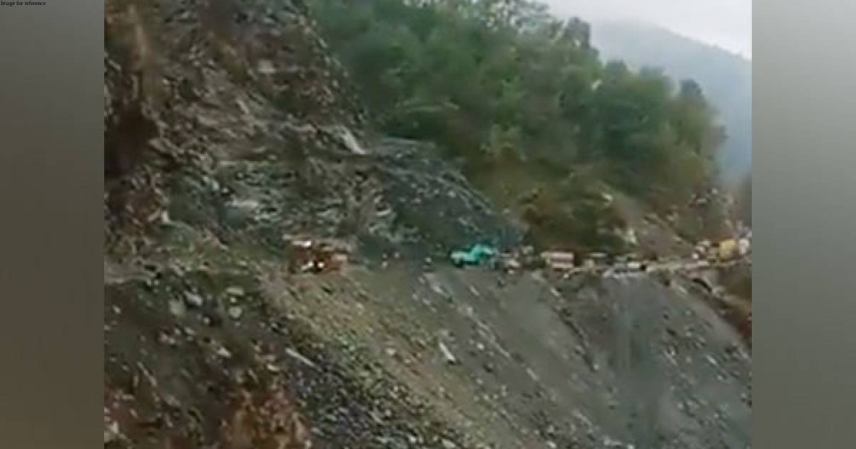 Uttarakhand: Badrinath Highway closes due to hill debris in Chamoli's Bazpur
